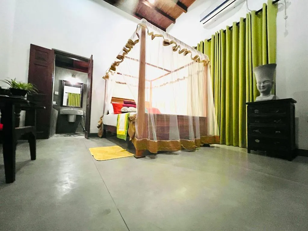 Krishan Villa Negombo 0*,