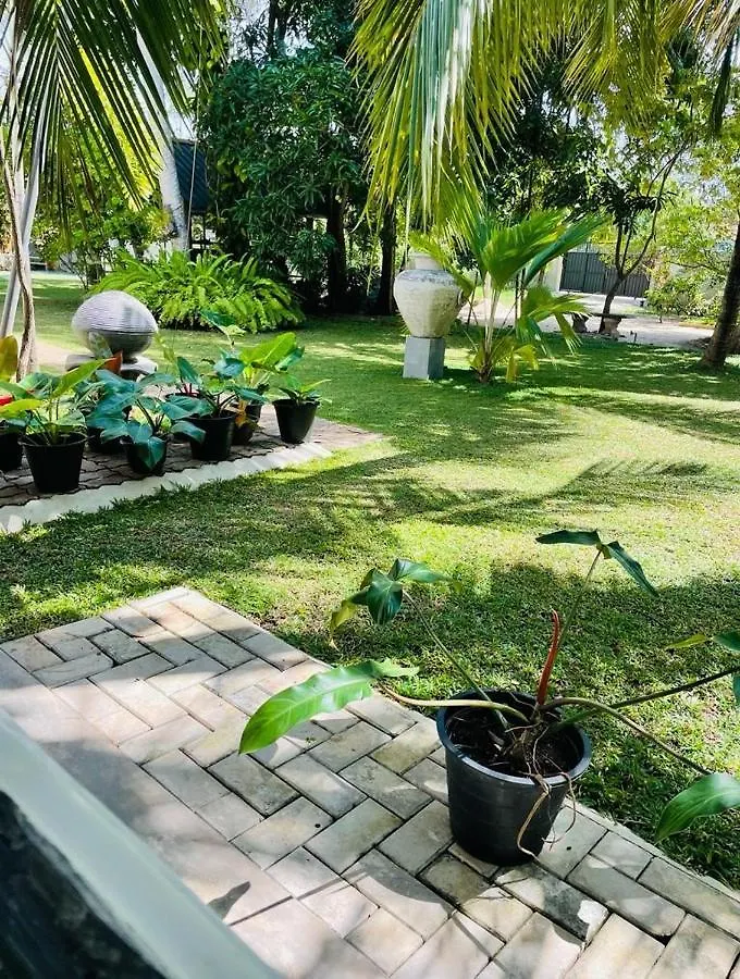 Krishan Villa Negombo 0*,